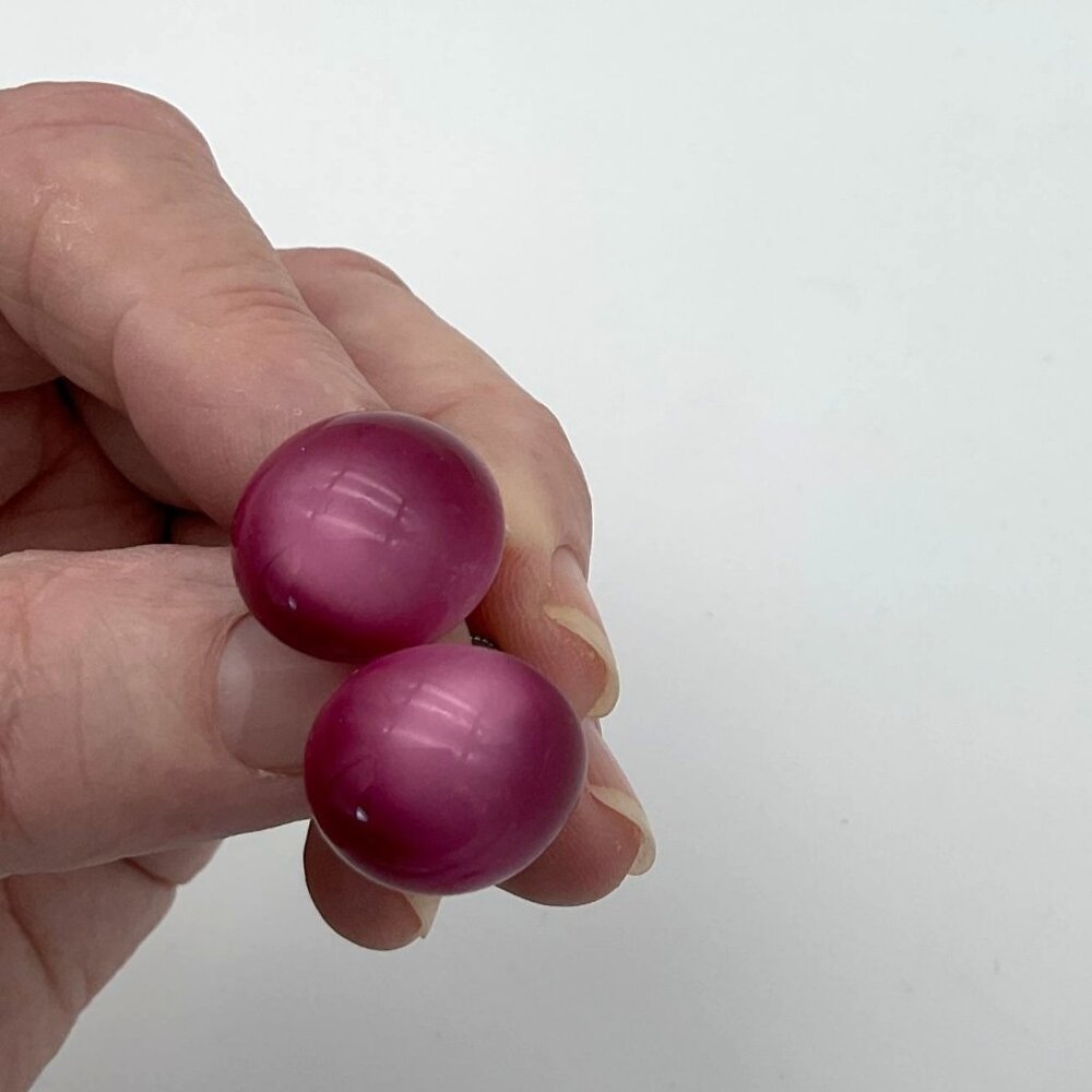 Magenta Moonstone Dome Button Gumball Beaded Silver Tone Screw Back VTG Earrings